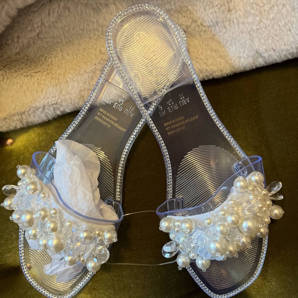 Ladies Slides - Picture 5 of 8